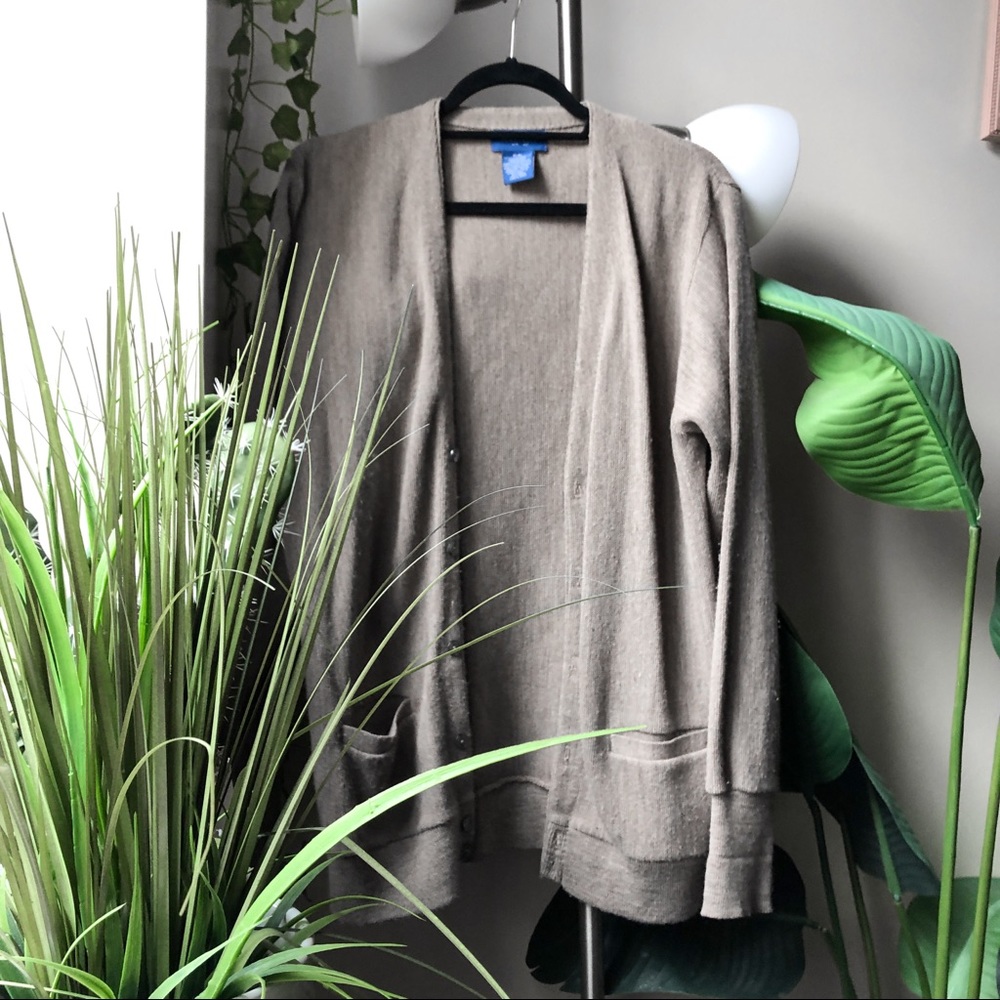 Vintage Long sleeve cardigan sweater